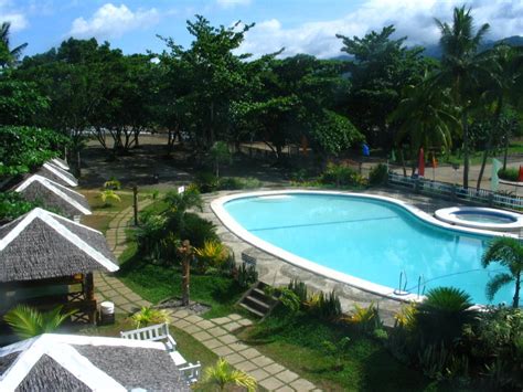 visayas beach resorts